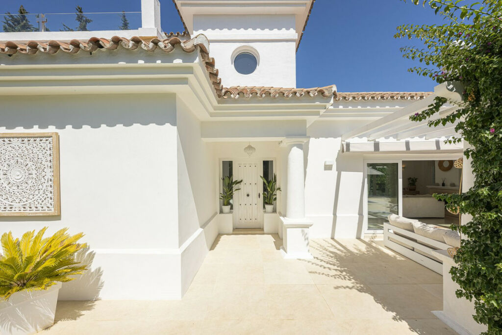 Detached Villa Sotogrande Costa Cádiz - image 26