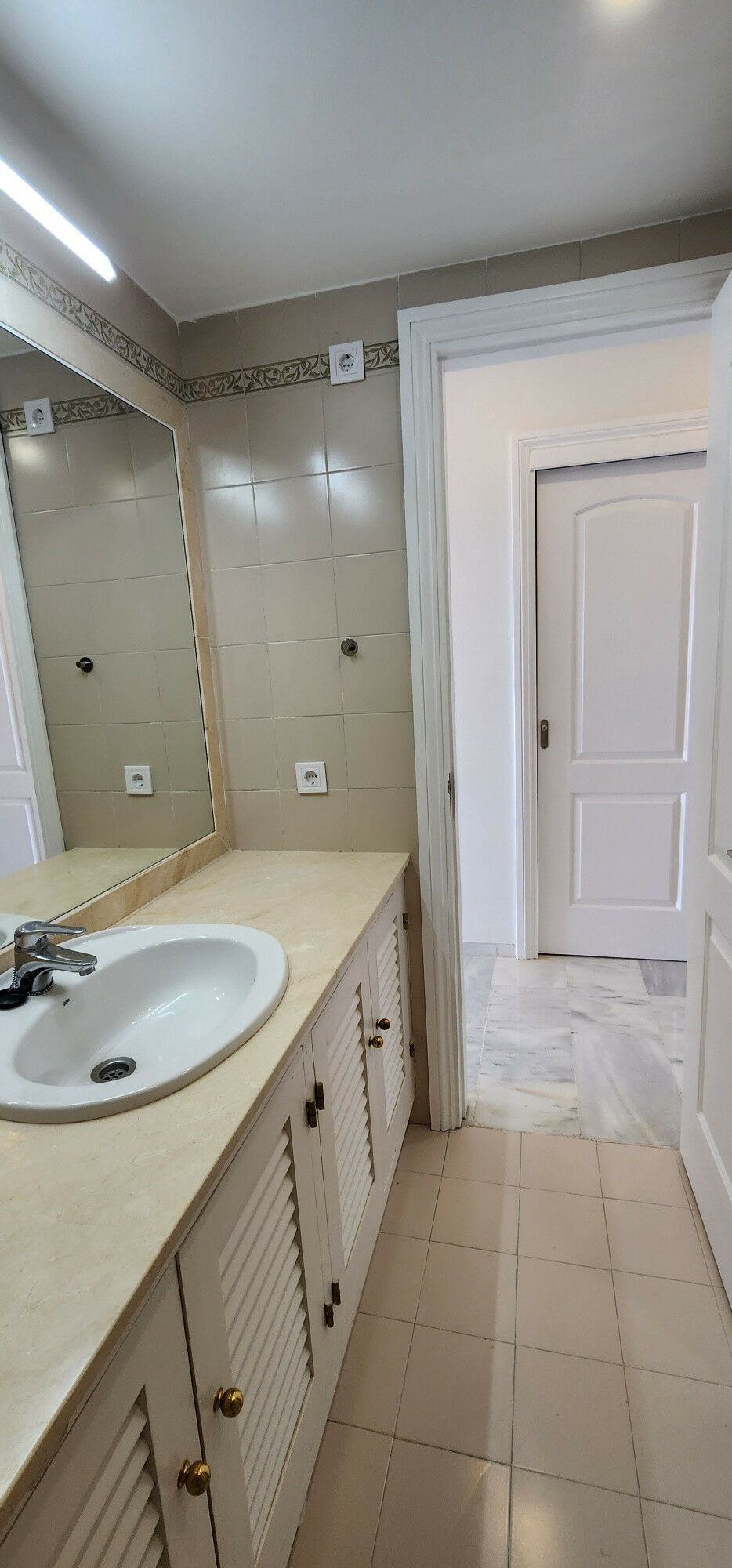 Middle Floor Apartment Calahonda Málaga - image 26