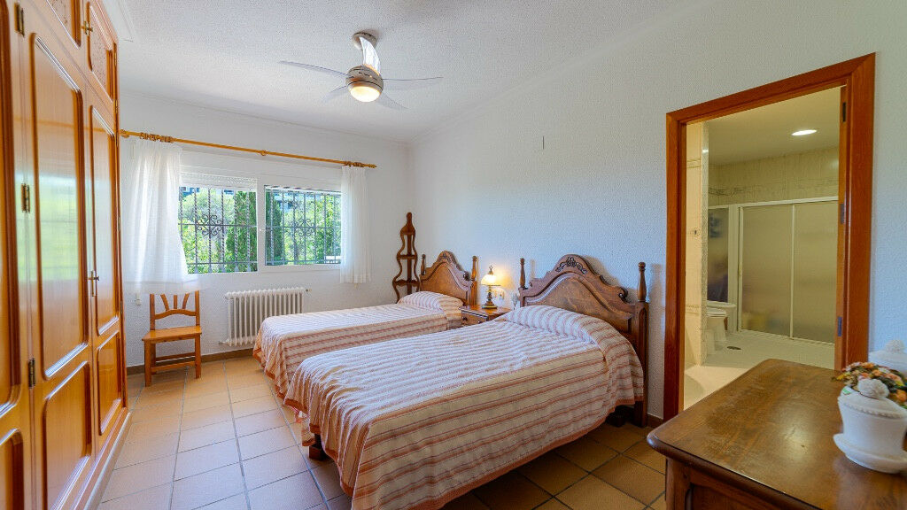 Detached Villa Campoamor Alicante - image 26