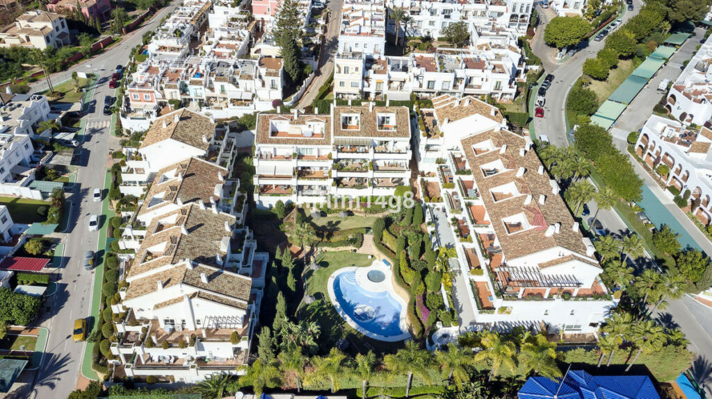 Penthouse Duplex Nueva Andalucía Málaga - image 26