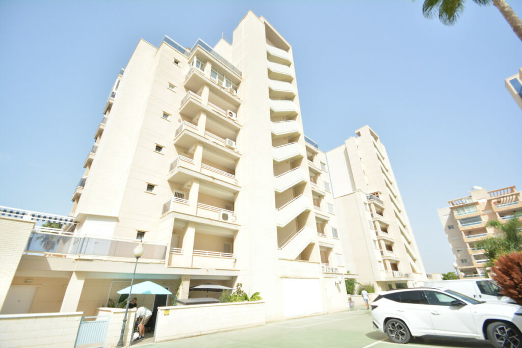 Middle Floor Apartment Guardamar del Segura Alicante - image 26