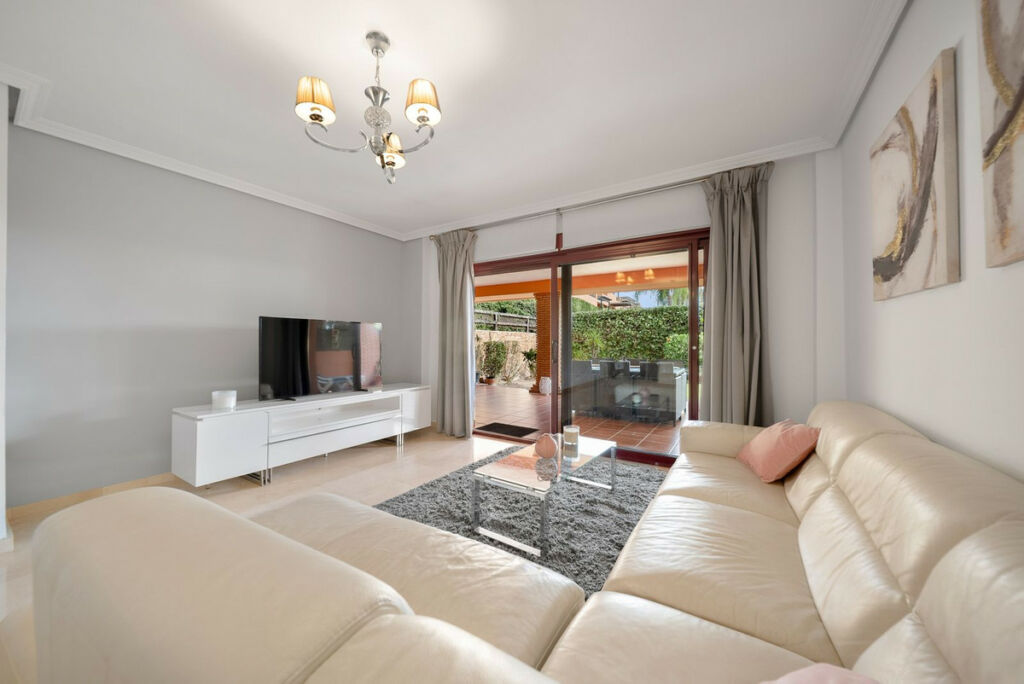 Ground Floor Apartment Casares Málaga - image 26