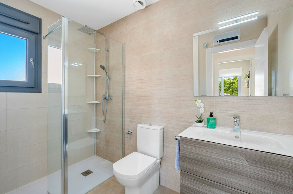 Townhouse Formentera del Segura Alicante - image 26