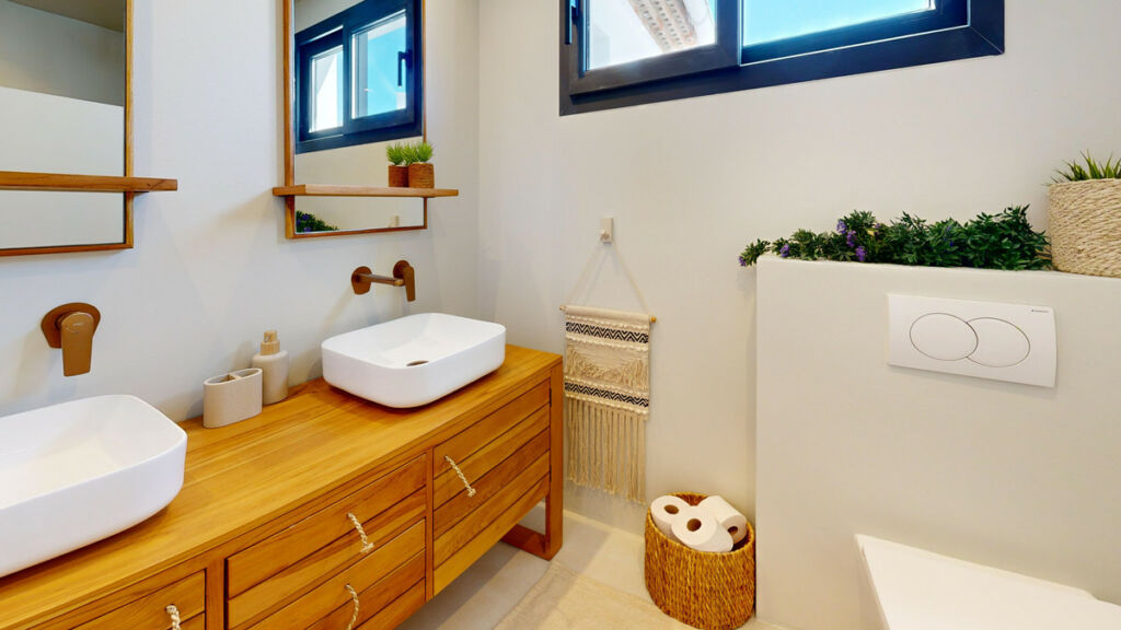 Detached Villa Estepona Málaga - image 27