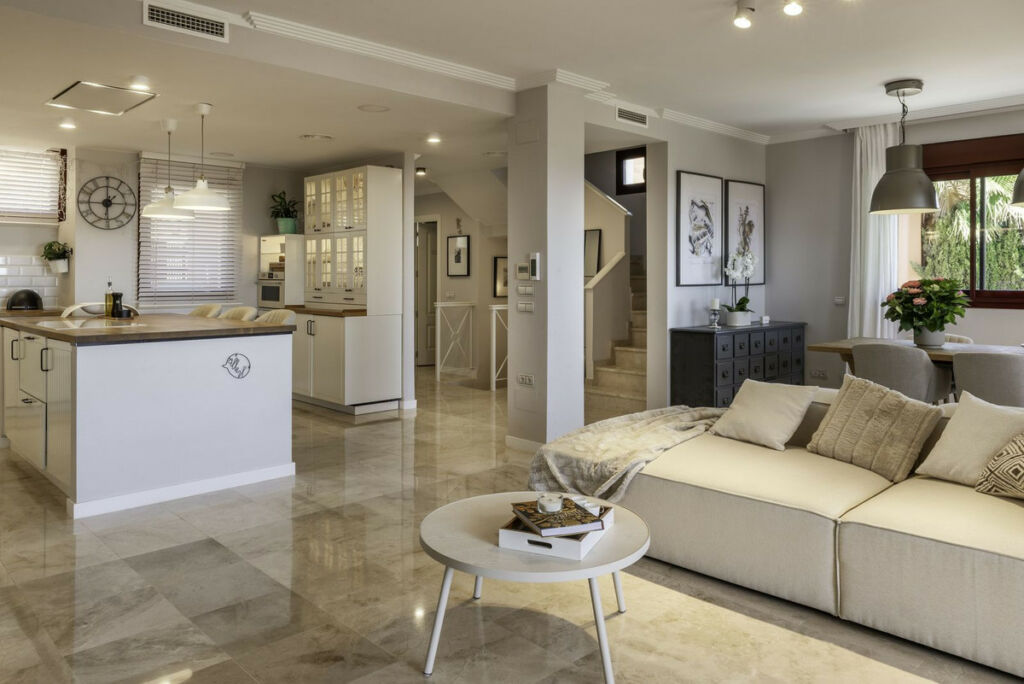 Townhouse Benahavís Málaga - image 27