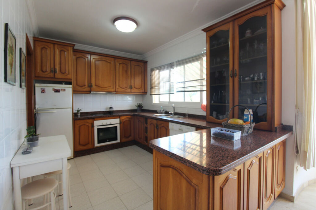 Detached Villa Nueva Andalucía Málaga - image 26