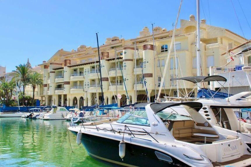 Penthouse Benalmadena Málaga - image 26