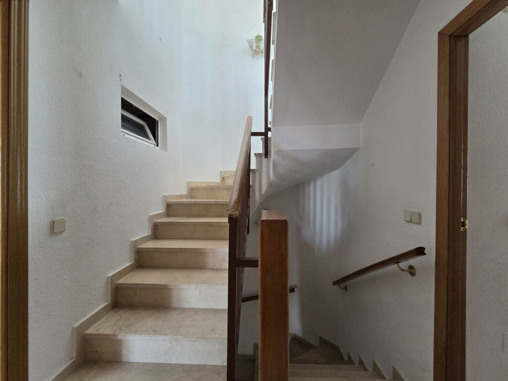 Semi-Detached House The Golden Mile Málaga - image 26