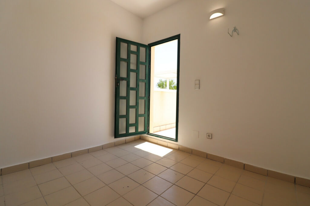 Ground Floor Apartment Dona Pepa Alicante - image 26