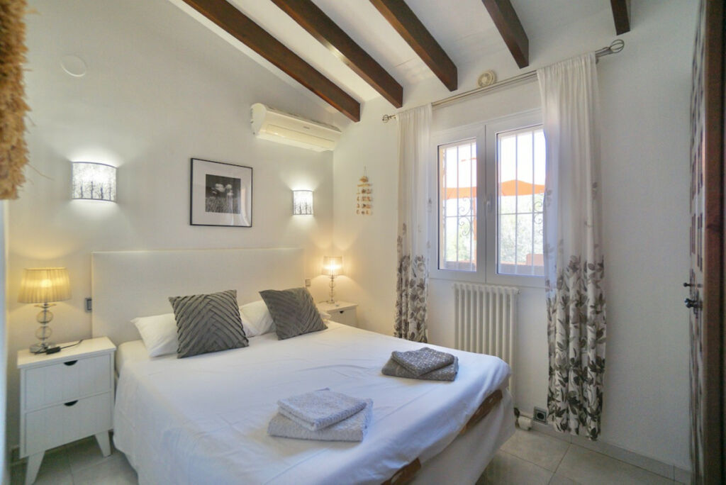 Detached Villa Moraira Alicante - image 26