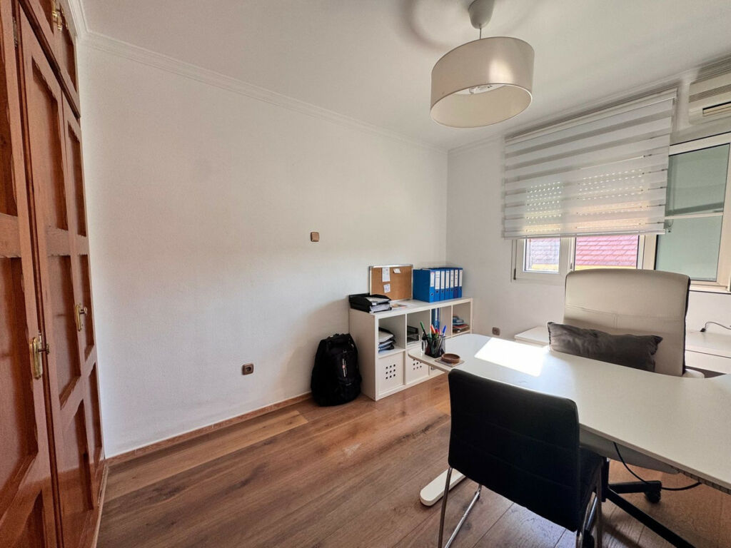 Semi-Detached House Alhaurín de la Torre Málaga - image 26