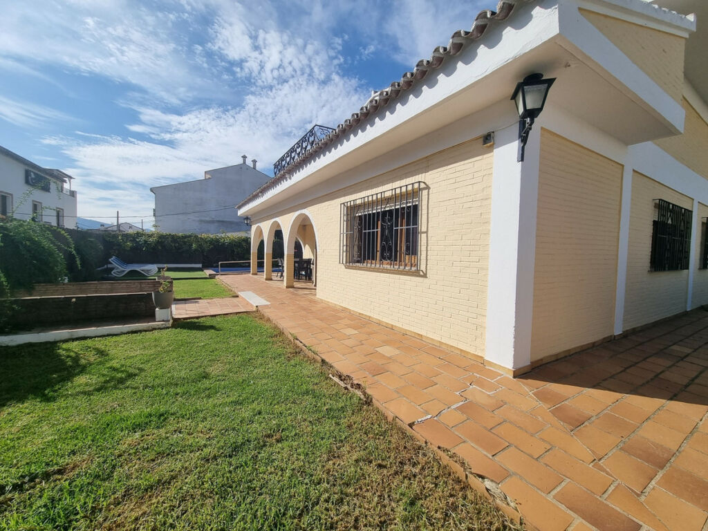 Detached Villa Cortes de la Frontera Málaga - image 26