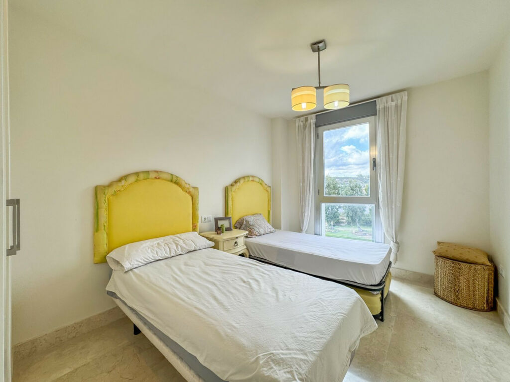Penthouse Manilva Málaga - image 26