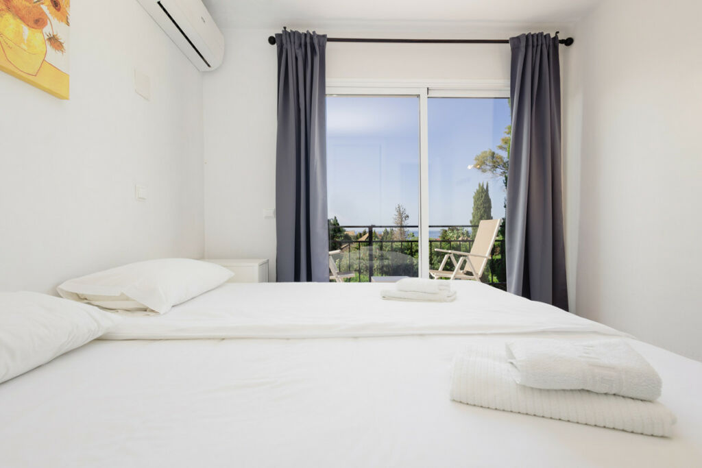 Semi-Detached House Costabella Málaga - image 26