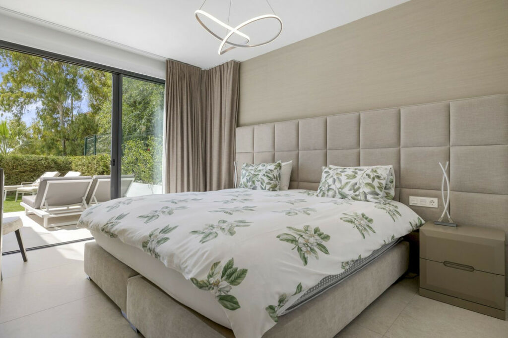 Ground Floor Apartment Benahavís Málaga - image 26