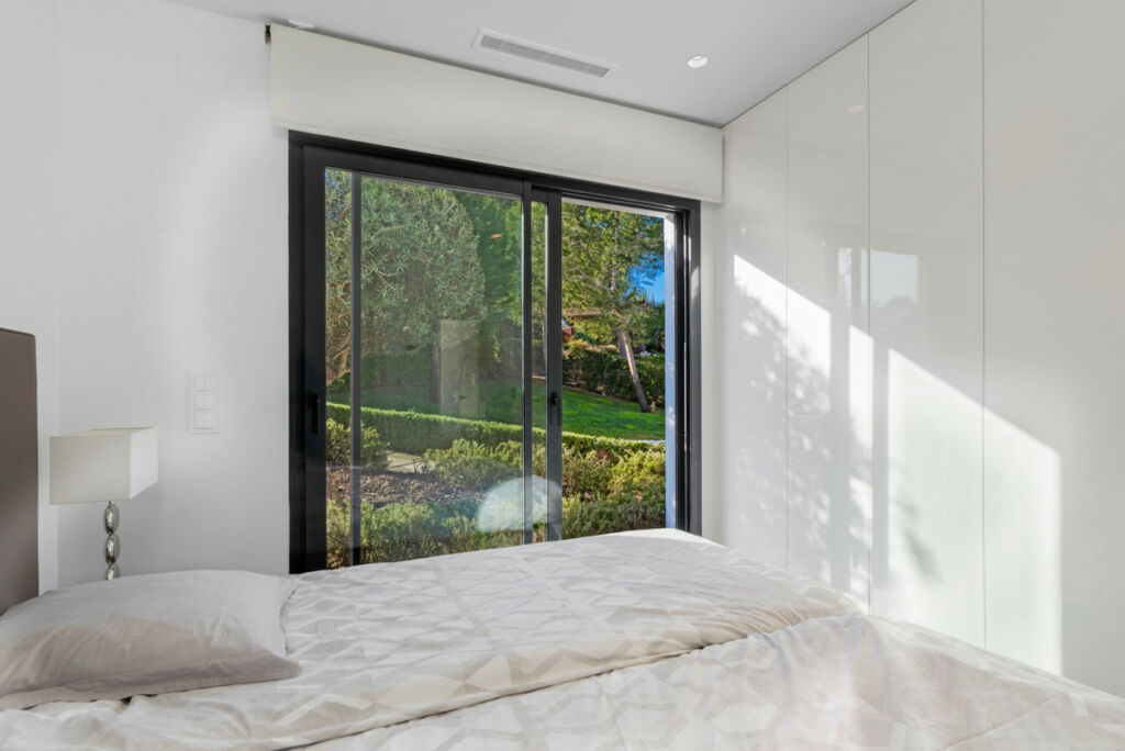 Detached Villa Las Colinas Golf Alicante - image 26
