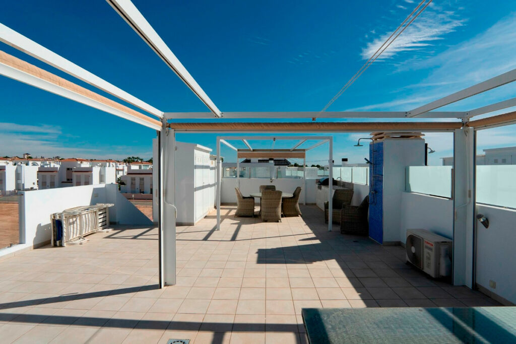 Penthouse Dona Pepa Alicante - image 27