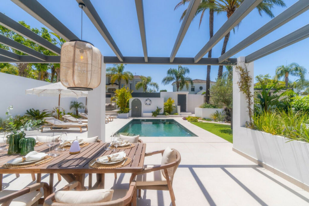 Detached Villa Nueva Andalucía Málaga - image 26
