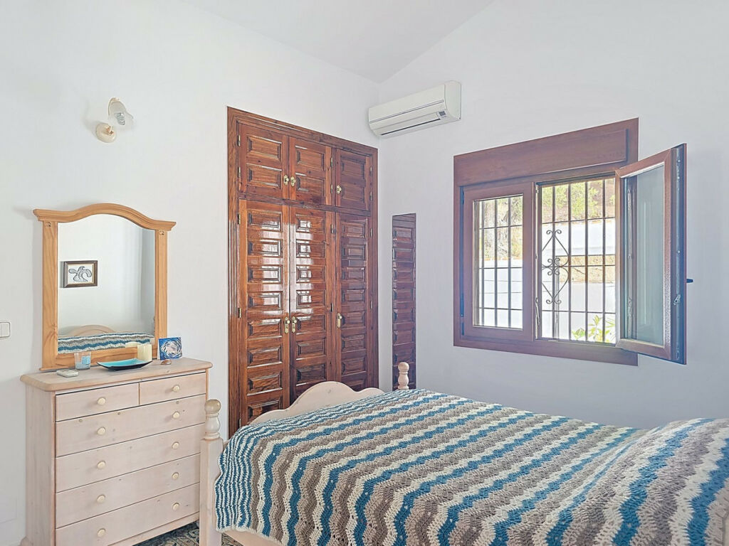 Detached Villa Cómpeta Málaga - image 26