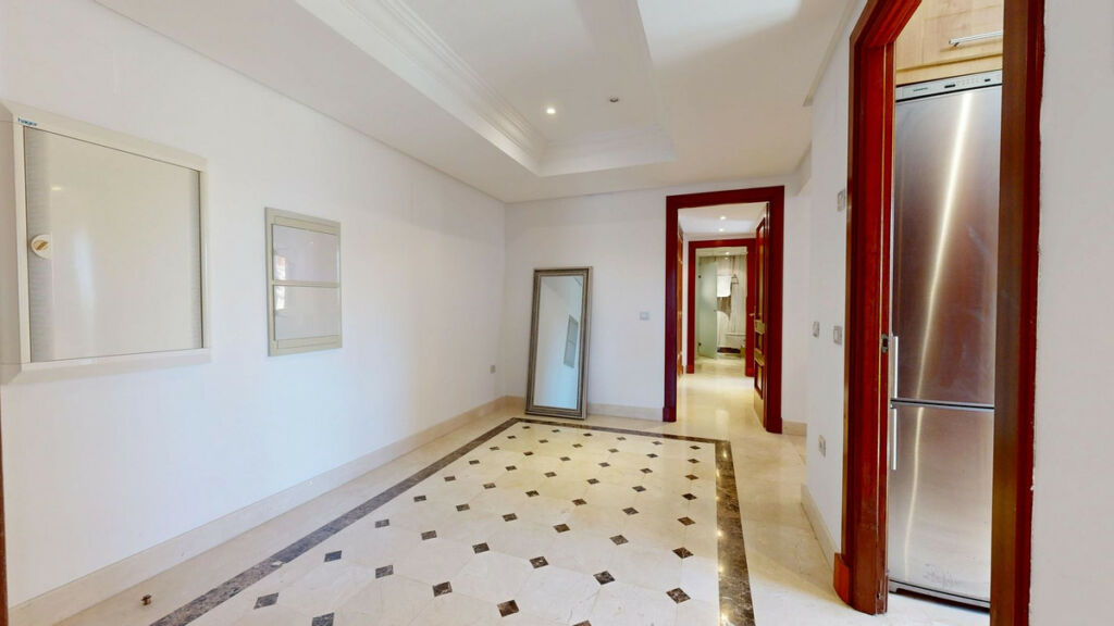 Middle Floor Apartment Estepona Málaga - image 26