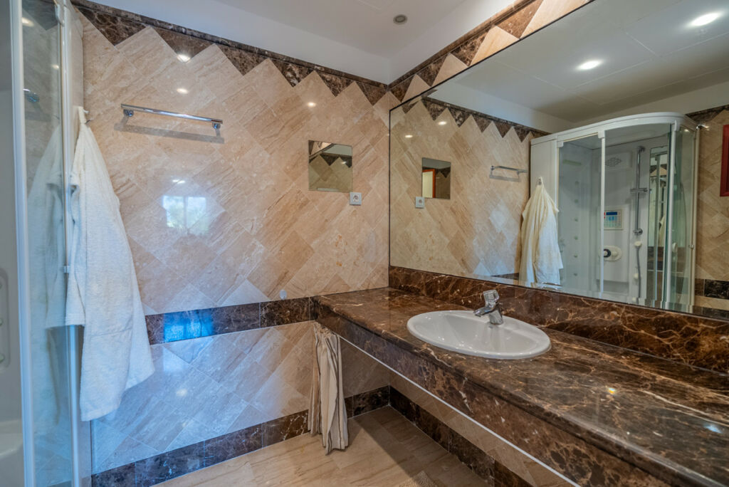 Middle Floor Apartment San Pedro de Alcántara Málaga - image 26