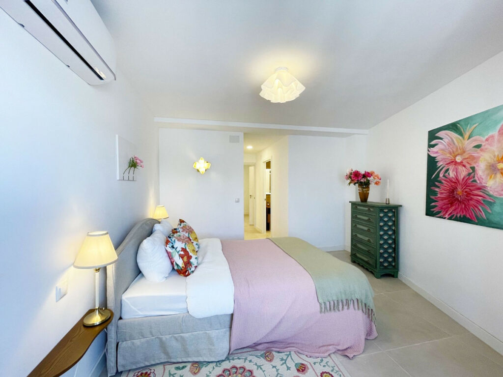 Middle Floor Apartment Calpe Alicante - image 27