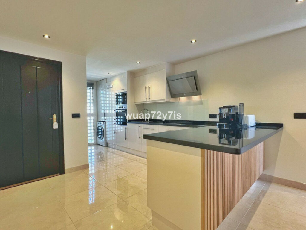 Penthouse Costalita Málaga - image 27