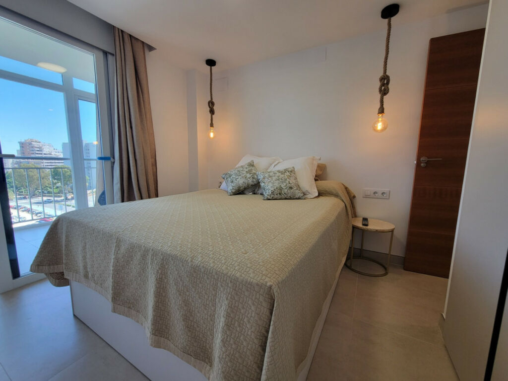 Middle Floor Apartment Calpe Alicante - image 27