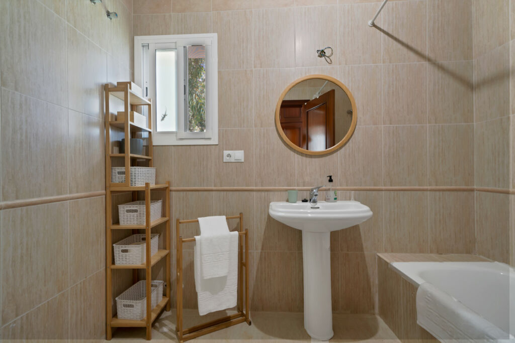 Detached Villa Torremuelle Málaga - image 27