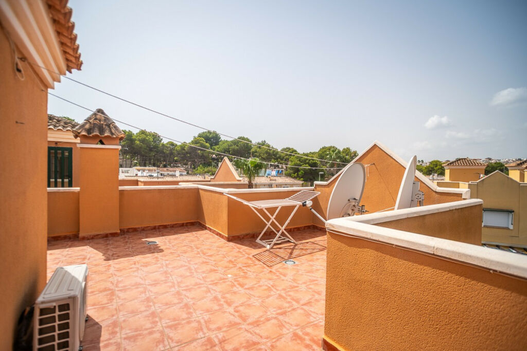 Detached Villa Torrevieja Alicante - image 27