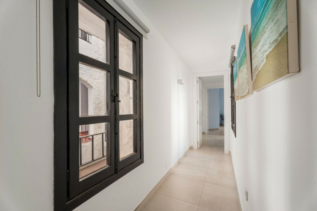 Middle Floor Apartment Puerto Banús Málaga - image 27