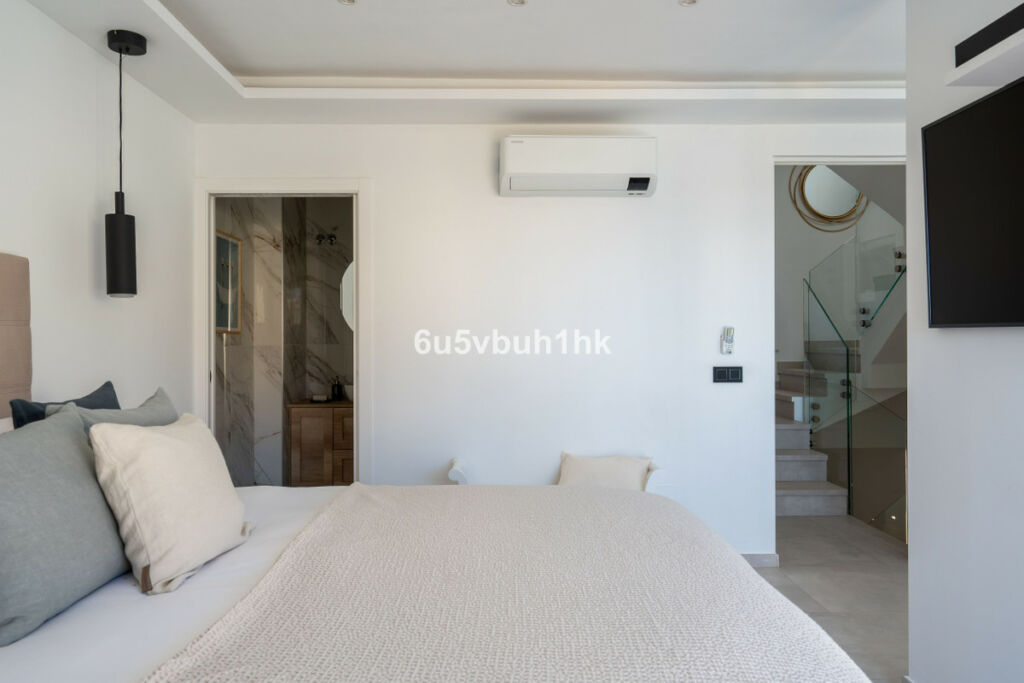 Townhouse Casares Málaga - image 27