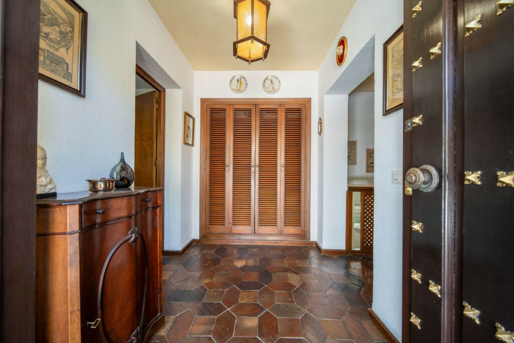 Detached Villa Fuengirola Málaga - image 27