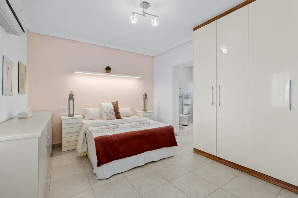 Detached Villa Ciudad Quesada Alicante - image 26