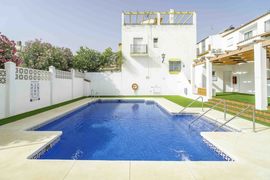 Townhouse Las Lagunas Málaga - image 27