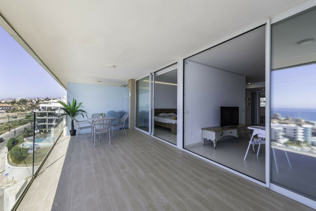 Middle Floor Apartment Higueron Málaga - image 27
