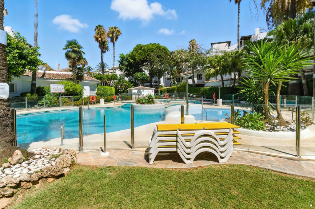 Ground Floor Apartment Elviria Málaga - image 27