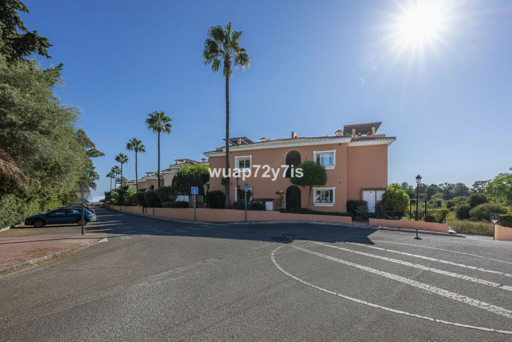 Penthouse Estepona Málaga - image 27