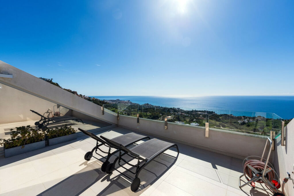 Penthouse Duplex Benalmadena Málaga - image 27