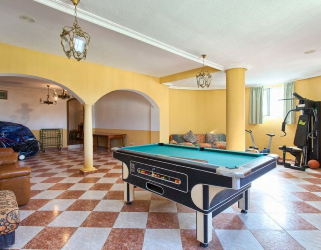 Detached Villa Torrequebrada Málaga - image 27