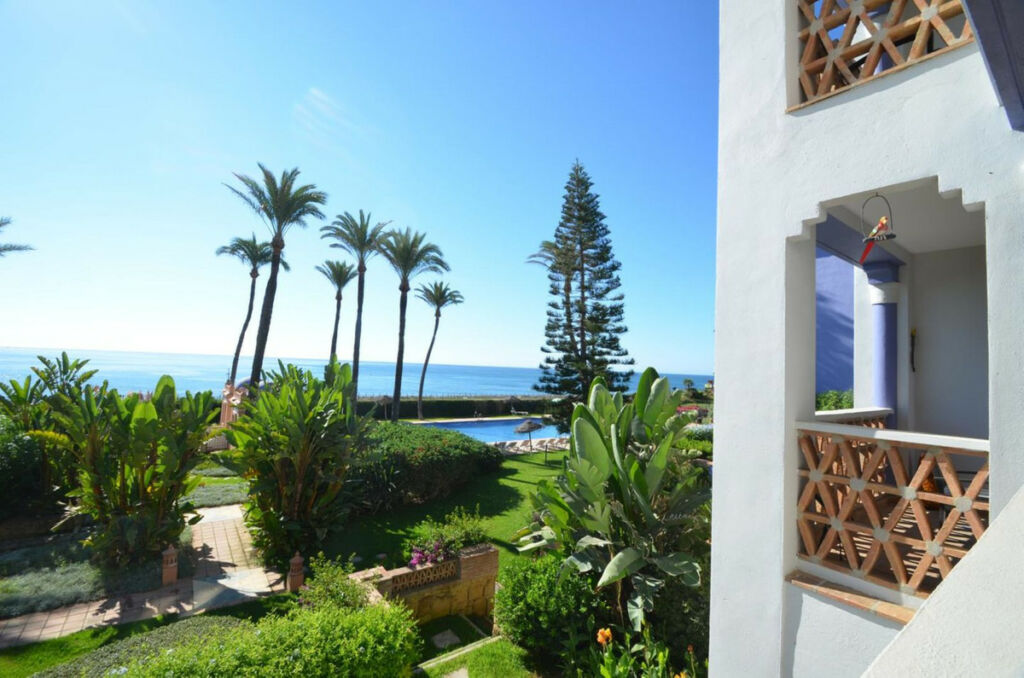Middle Floor Apartment Casares Playa Málaga - image 27