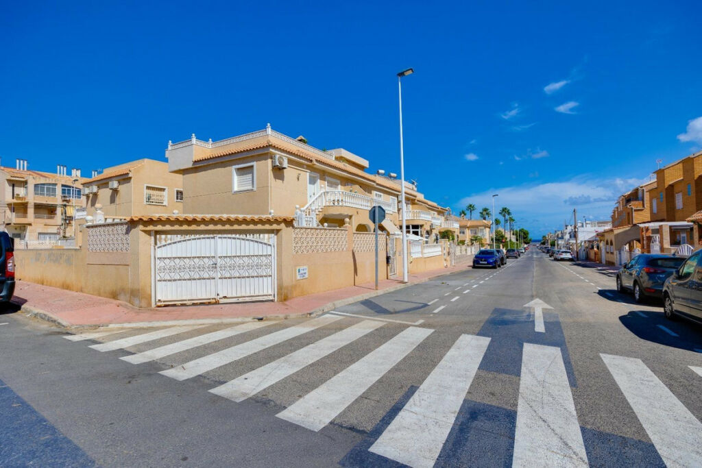 Bungalow Torrevieja Alicante - image 27