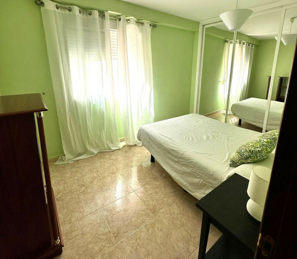 Middle Floor Apartment Benalmadena Málaga - image 41