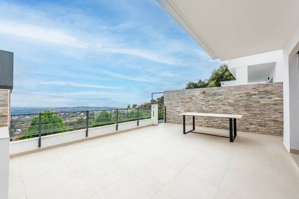 Townhouse La Mairena Málaga - image 27