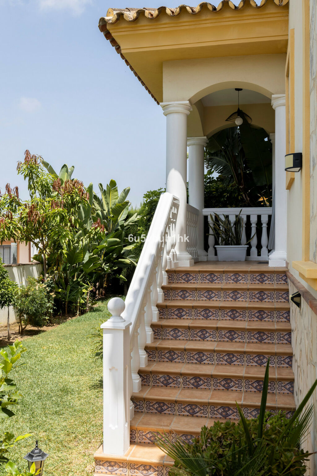 Detached Villa Sierrezuela Málaga - image 27