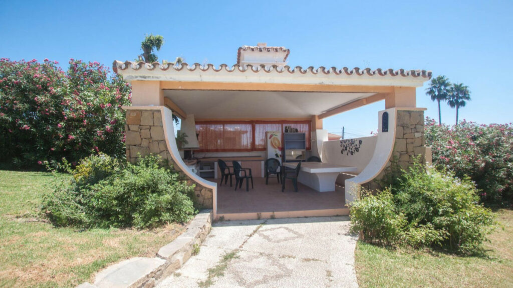Detached Villa Estepona Málaga - image 27