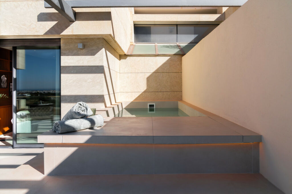 Middle Floor Apartment Nueva Andalucía Málaga - image 27