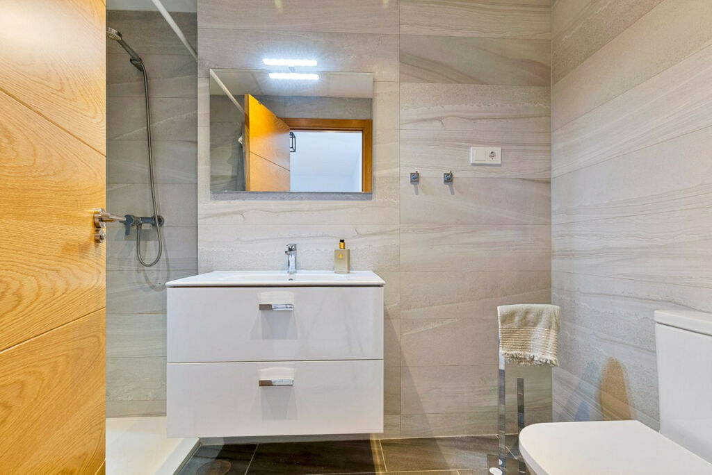 Townhouse Fuengirola Málaga - image 27