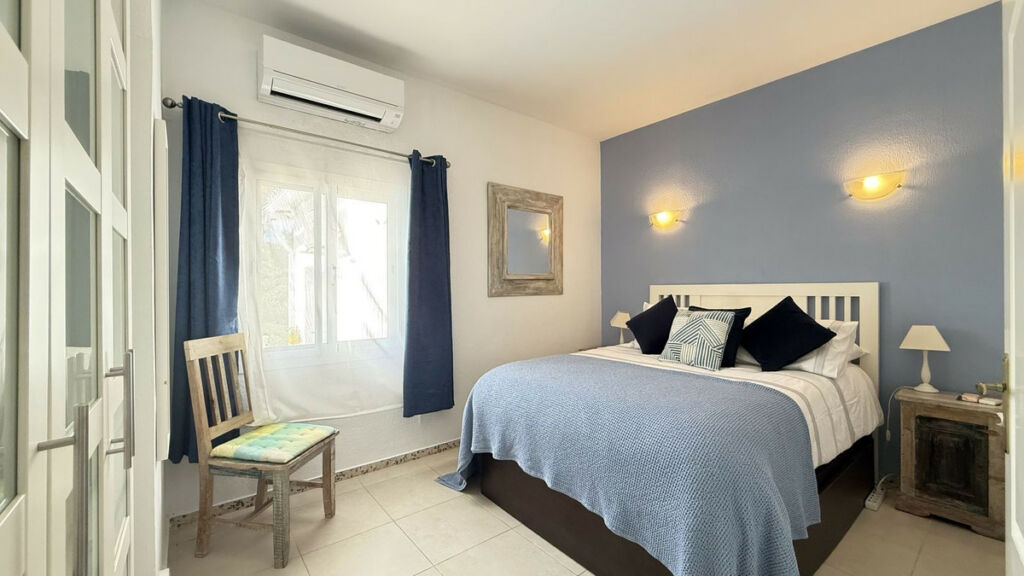 Detached Villa Calahonda Málaga - image 27