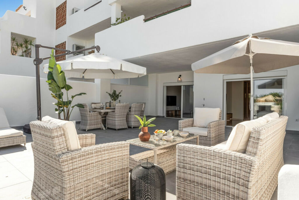 Ground Floor Apartment Estepona Málaga - image 27
